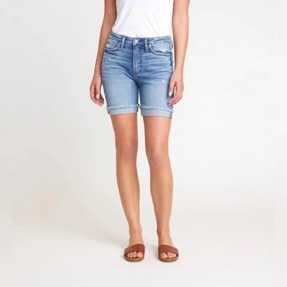 SILVER JEANS CO | Sure Thing Long Shorts Size 27 - Picture 2 of 5